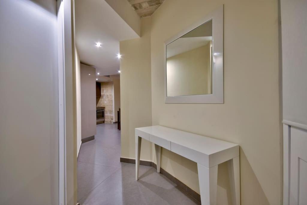 Vallettastay - Orangerie Two Bedroom Apartment 201 المظهر الخارجي الصورة